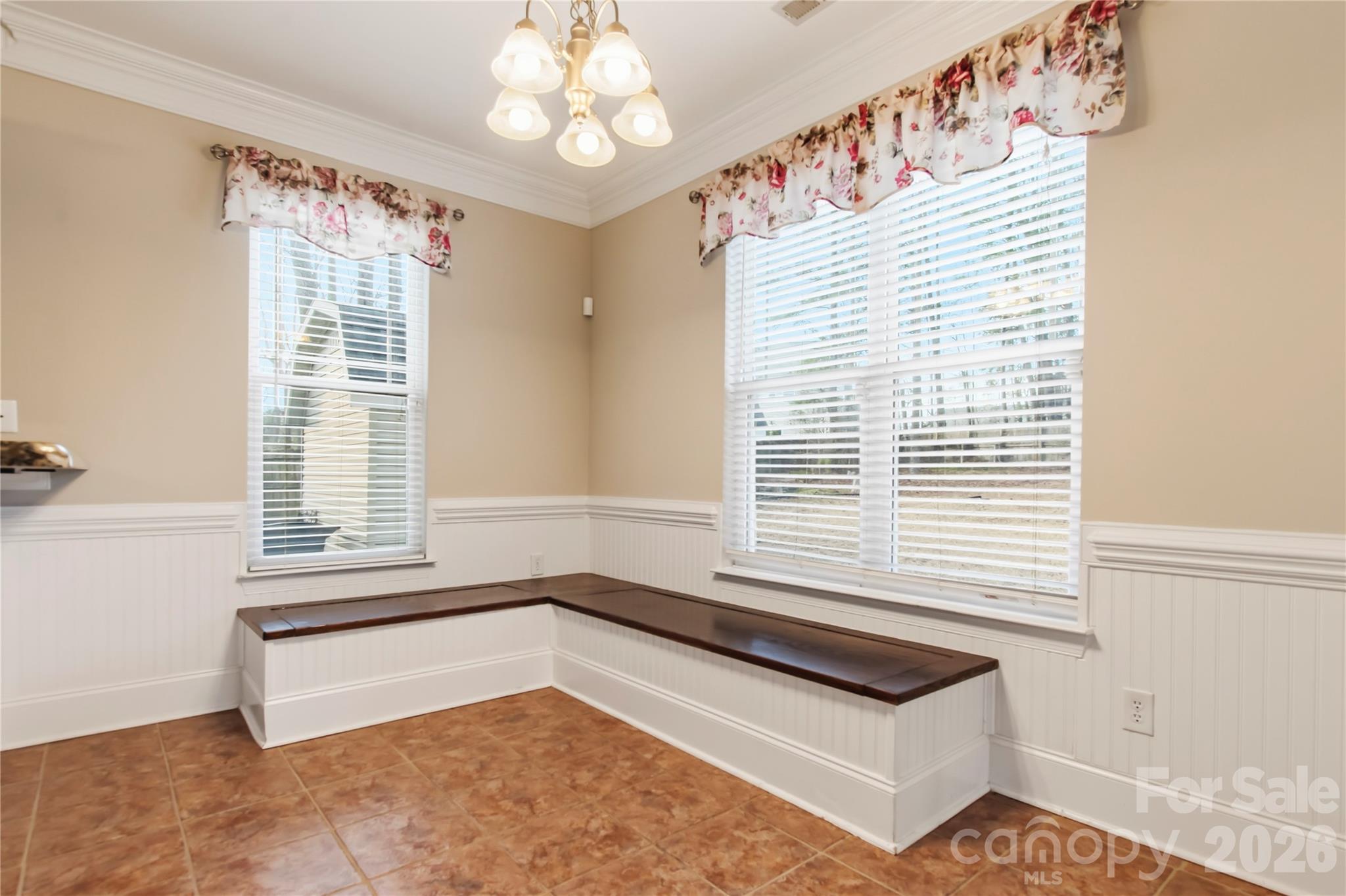 Chestnut Oaks - Residential