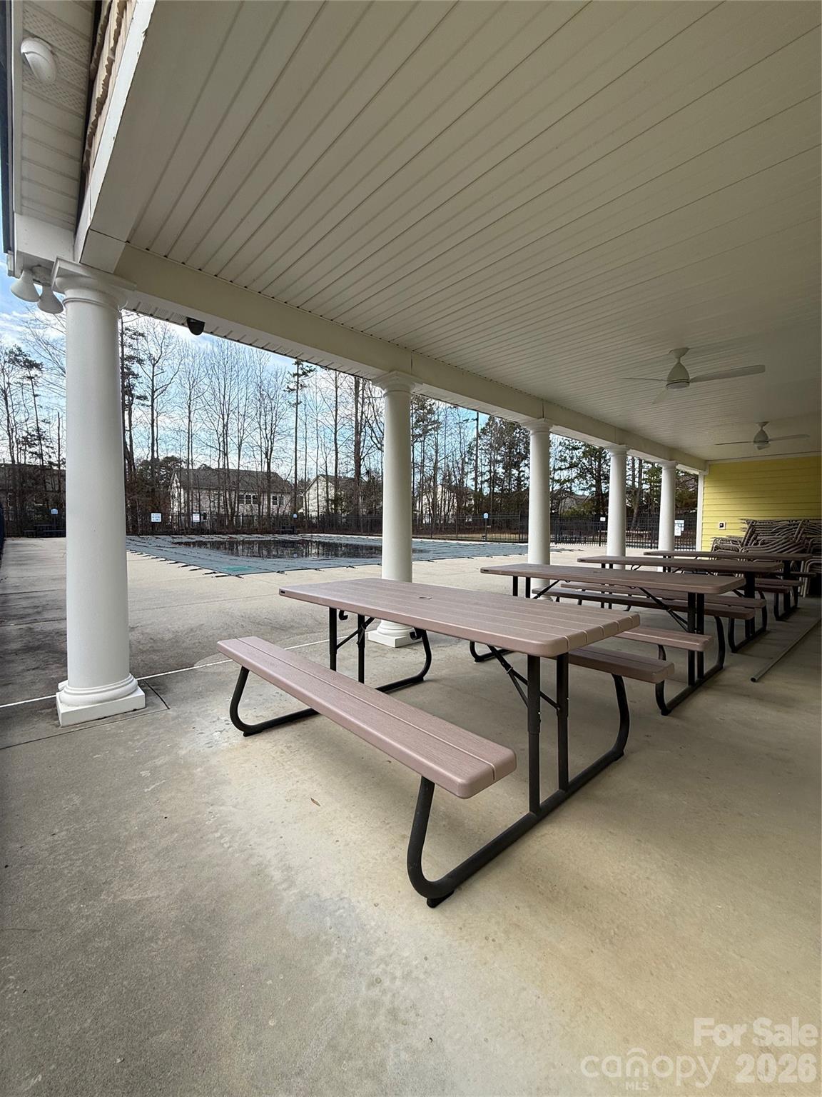 Chestnut Oaks - Residential