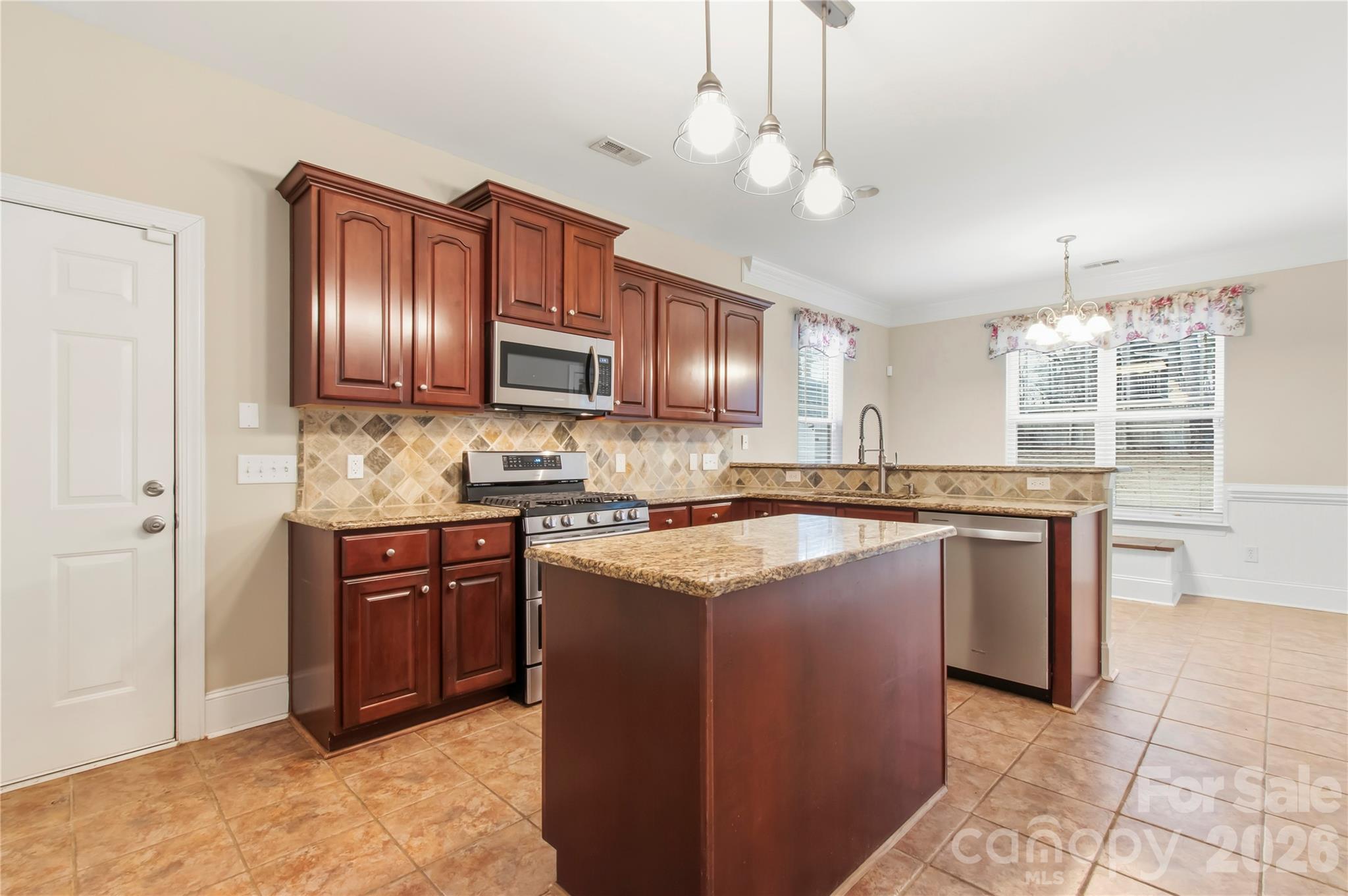 Chestnut Oaks - Residential