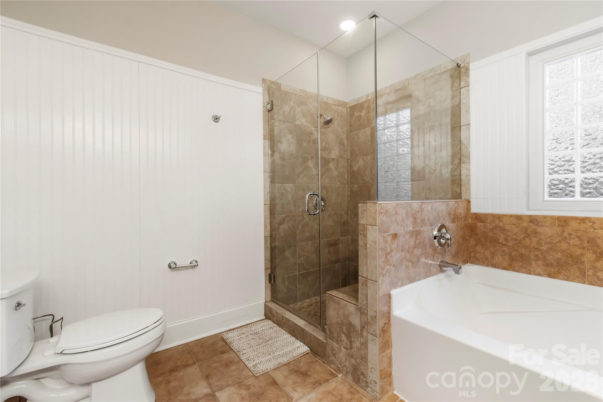 Chestnut Oaks - Residential