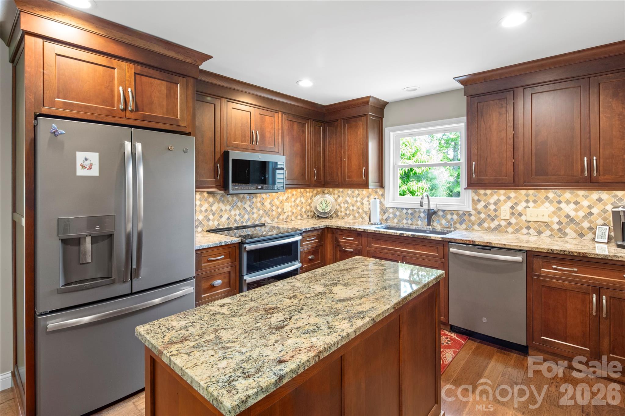 2750 Leucothae Way