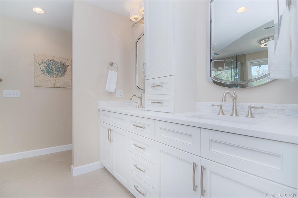 Tega Cay - Residential