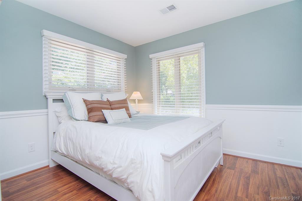 Tega Cay - Residential