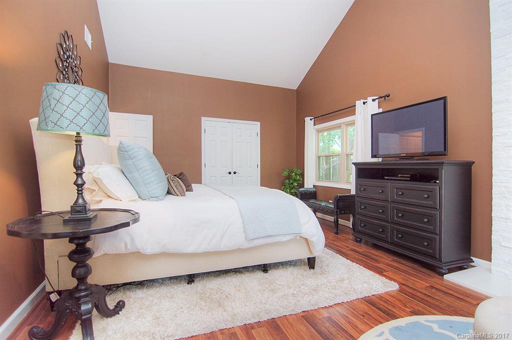 Tega Cay - Residential