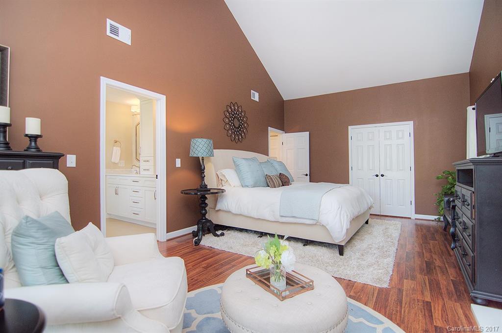 Tega Cay - Residential