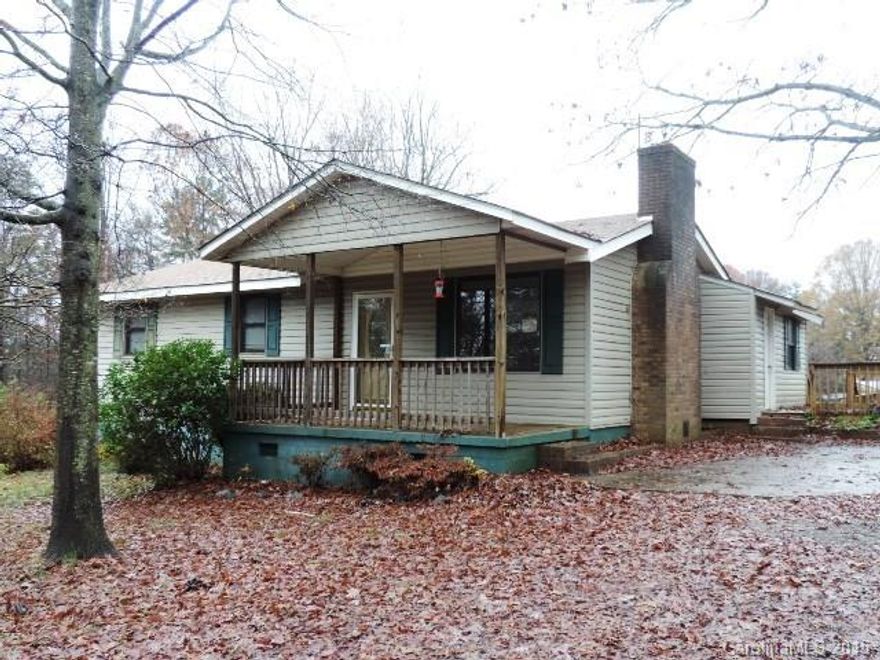 RANCH home on a large lot with a serene country setting.  Home has new carpet, large Living Room with fireplace, Dining Room, Kitchen and 3 Bedrooms with 1 Full Bath. Outdoor features include Front Porch, Deck and Storage Building. Property has a Davidson address and is located in Iredell County. Tenant is responsible for all utilities and lawn maintenance. No Smoking and Pets negotiable with a non-refundable pet fee. AVAILABLE IMMEDIATELY!