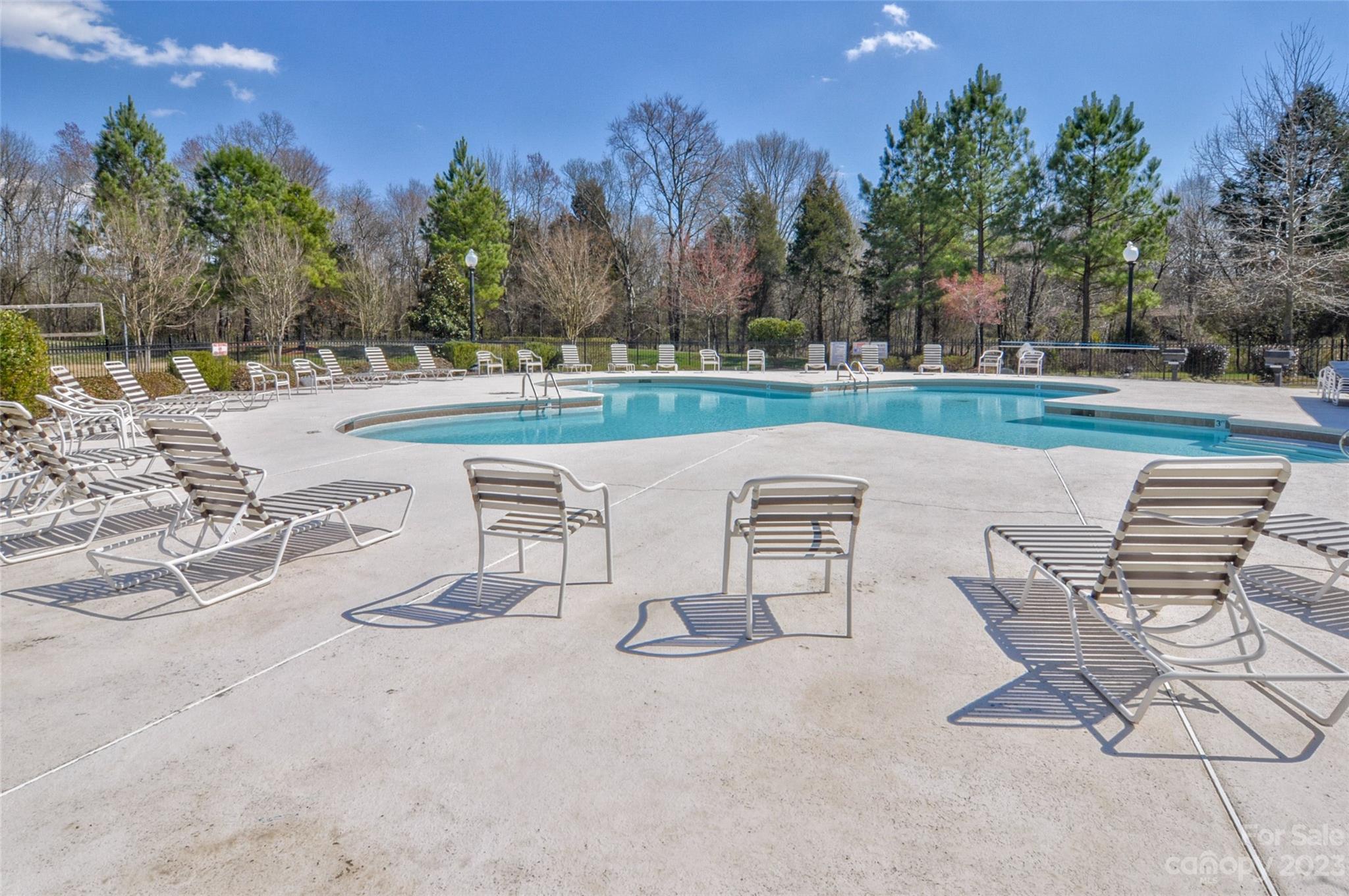 Savannah Townhomes - Residential