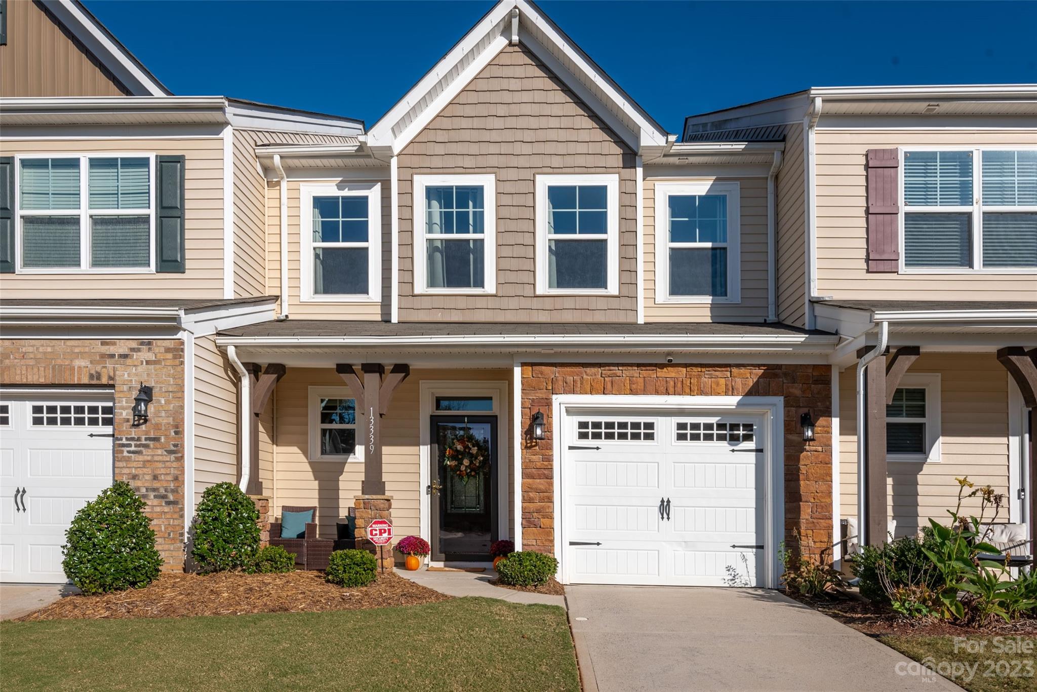 Savannah Townhomes - Residential