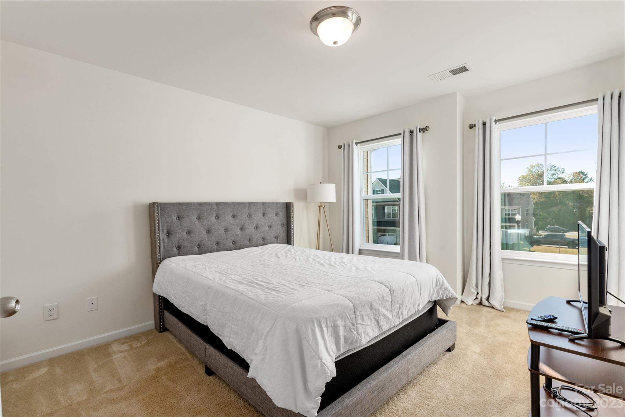 Savannah Townhomes - Residential