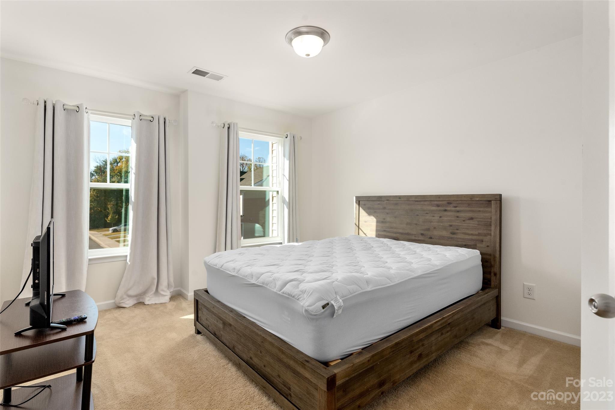 Savannah Townhomes - Residential