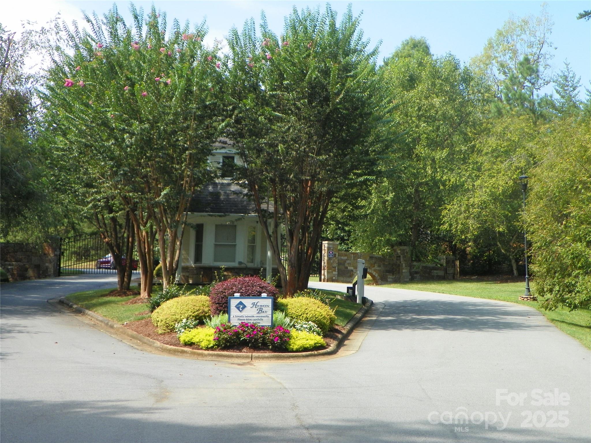 210 Kingfisher Court