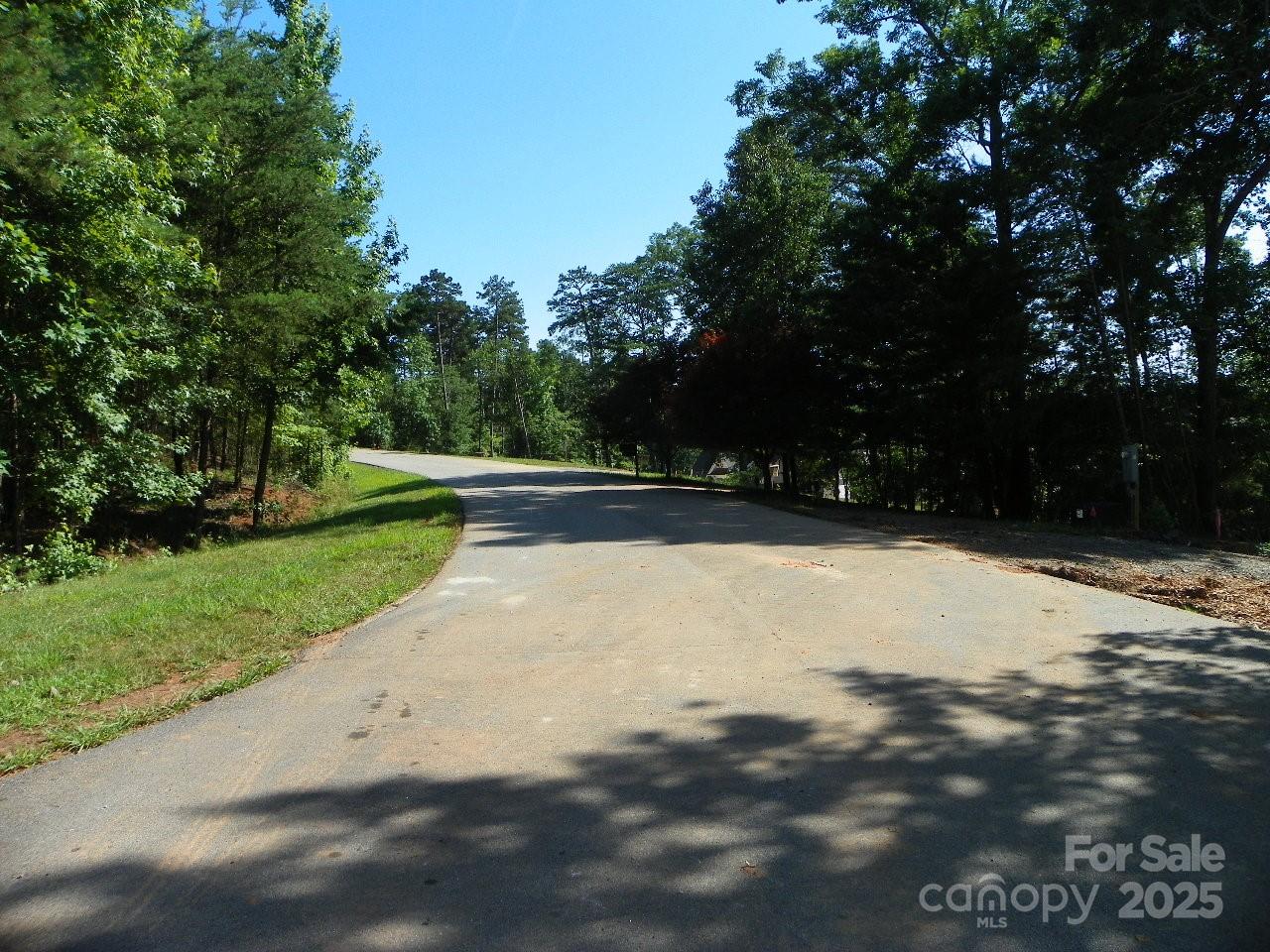 210 Kingfisher Court