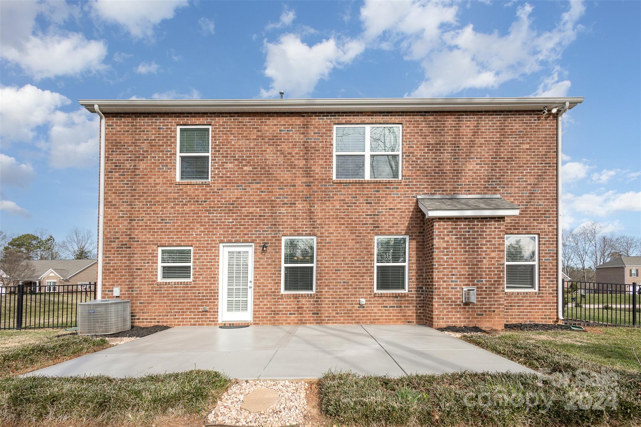 Stoneridge Lakes - Residential