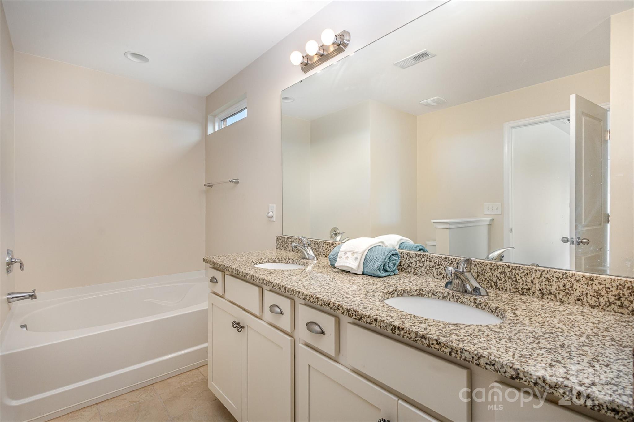 Stoneridge Lakes - Residential