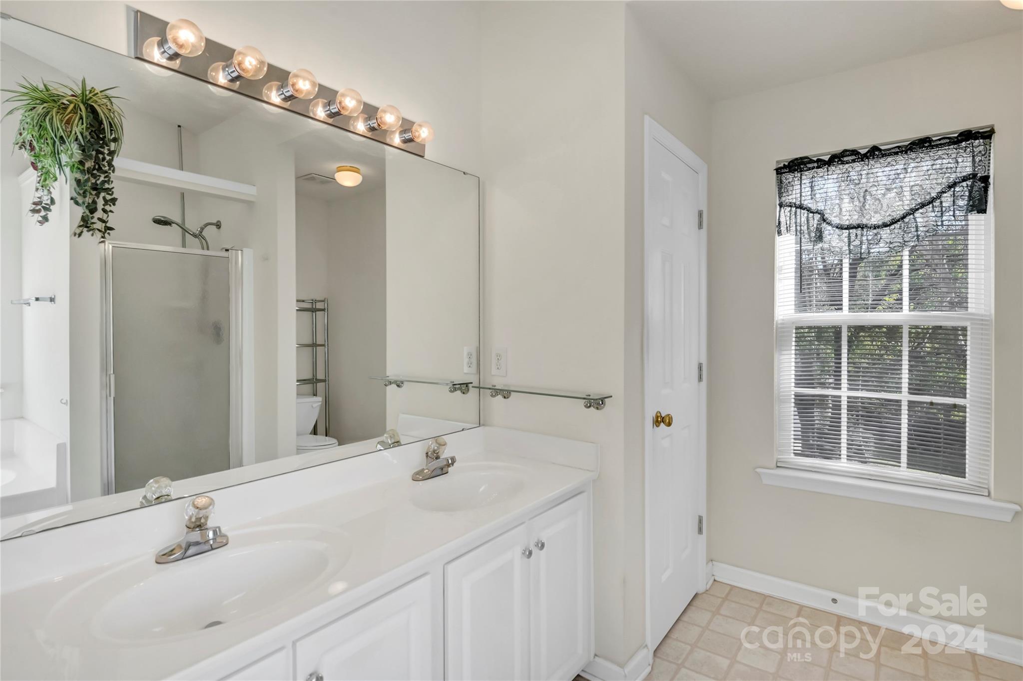 The Oaks - Residential