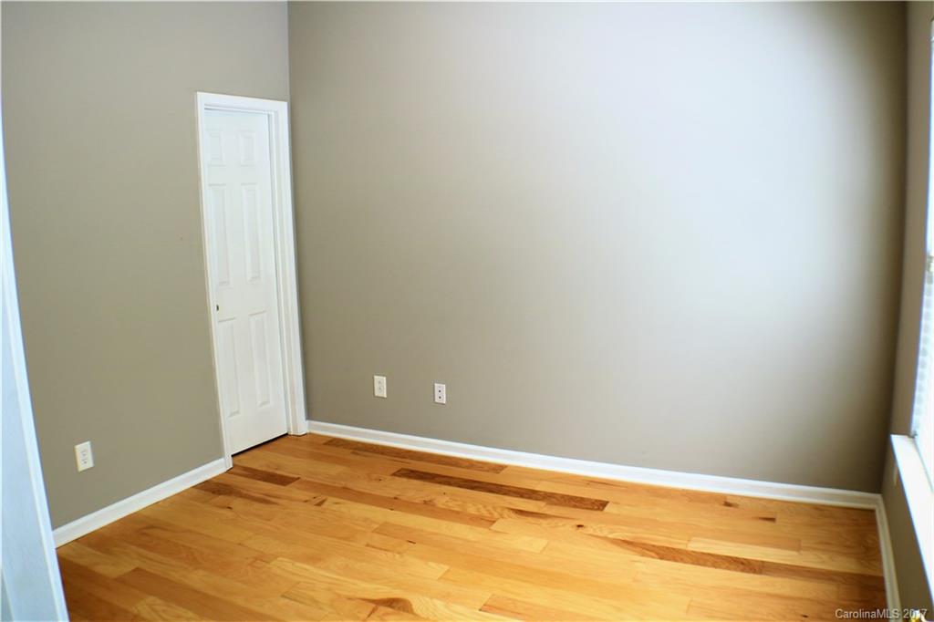 Charlotte Pines - Residential