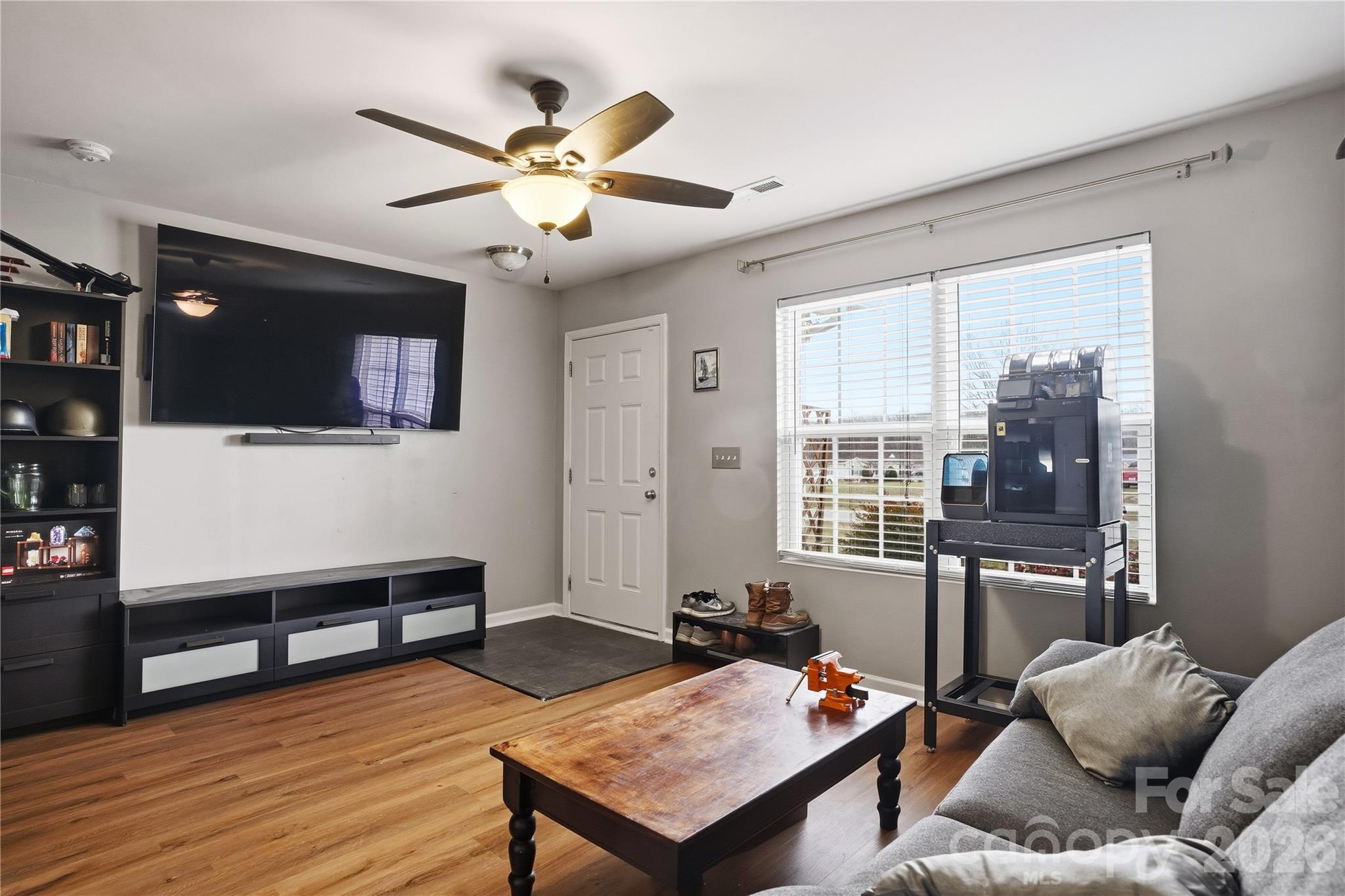 228 Hollybrook Court