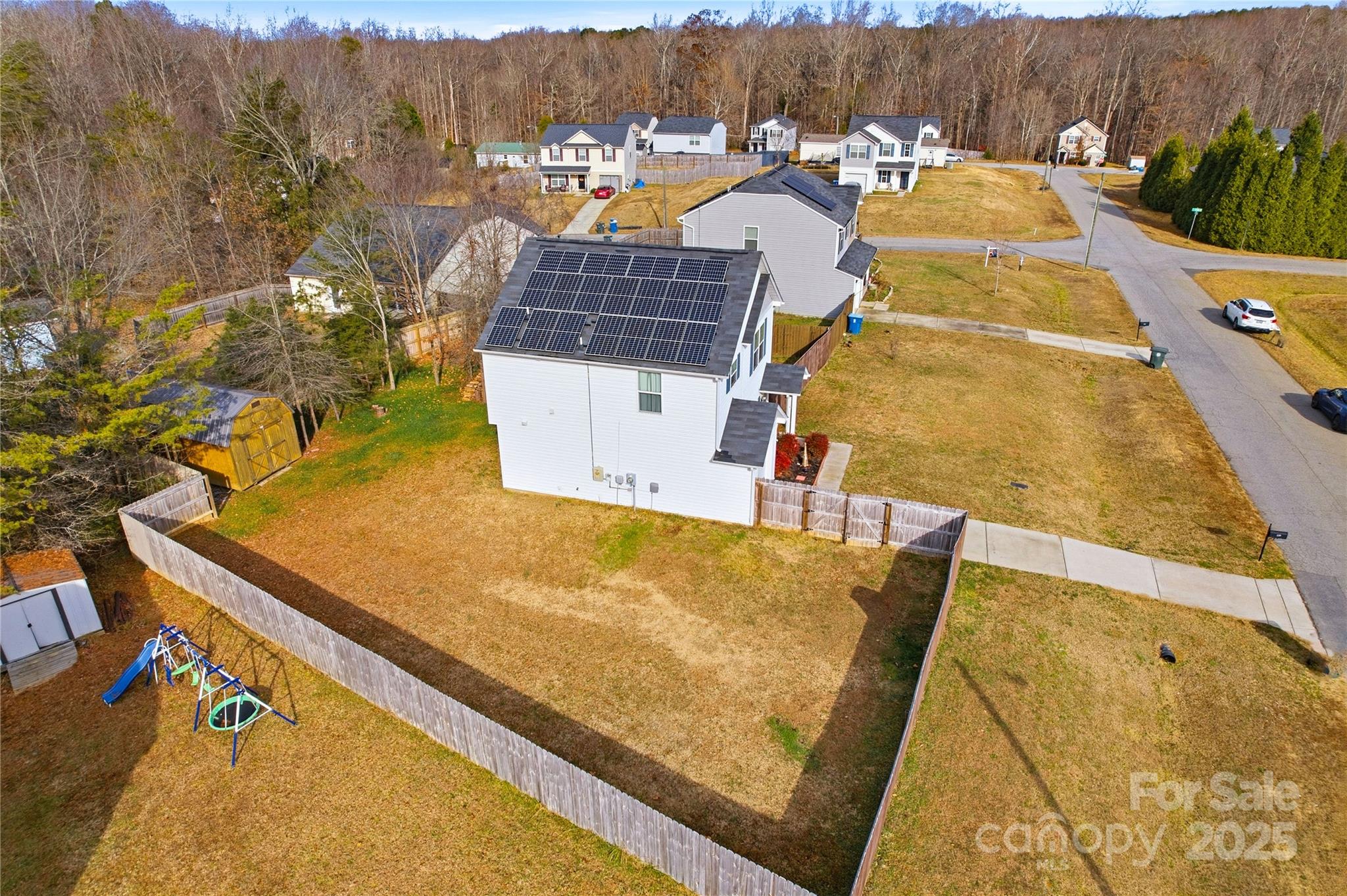 228 Hollybrook Court