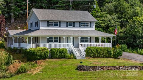 95 Friendship Road Burnsville NC 28714