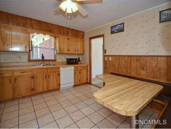 Hendrixs Park Knoll - Residential