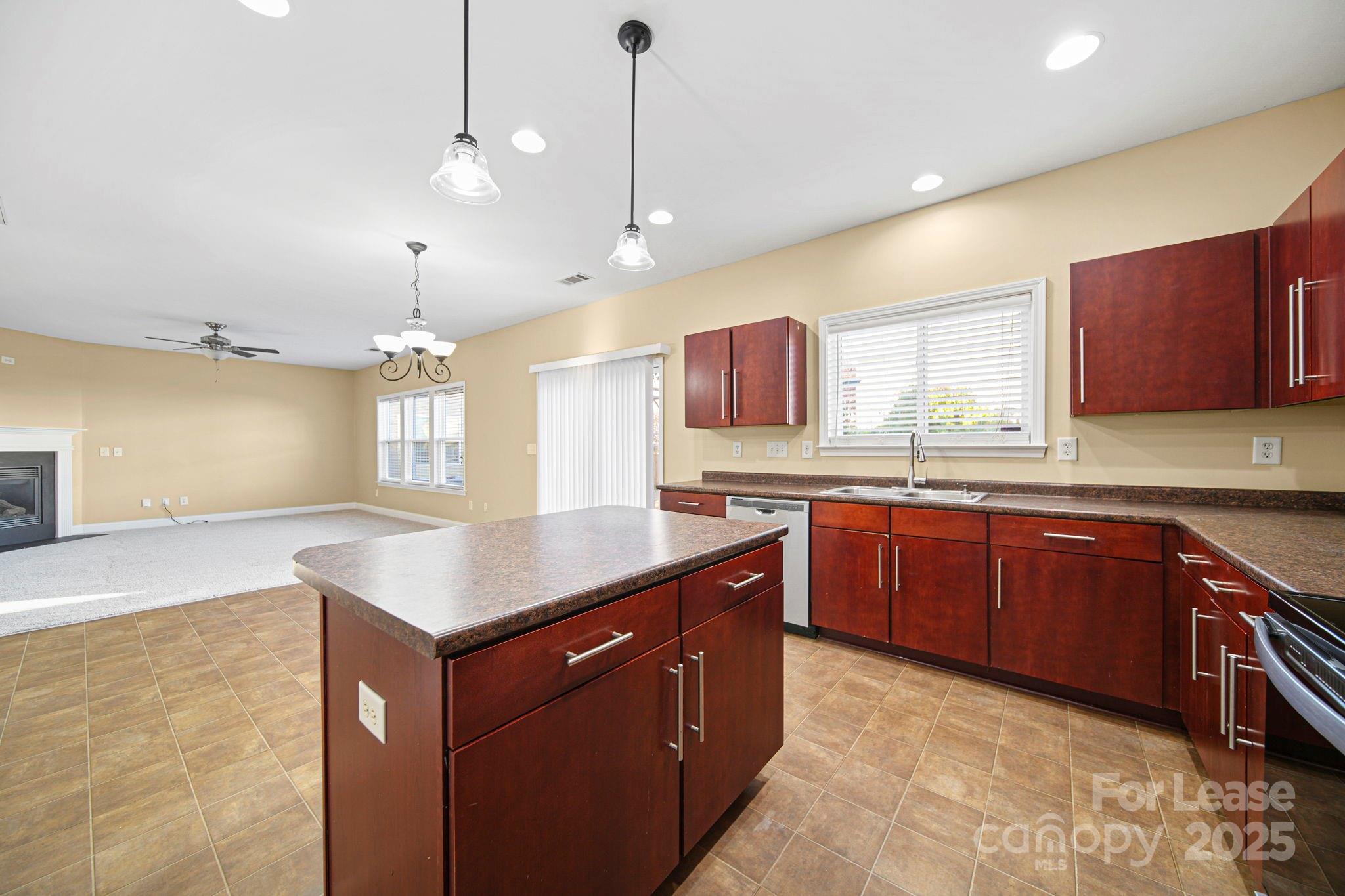 Prosperity Ridge - Residential Lease