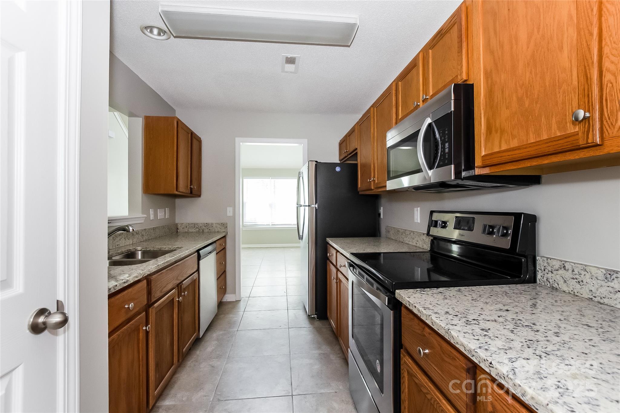 Catawba River Plantation - Residential Lease