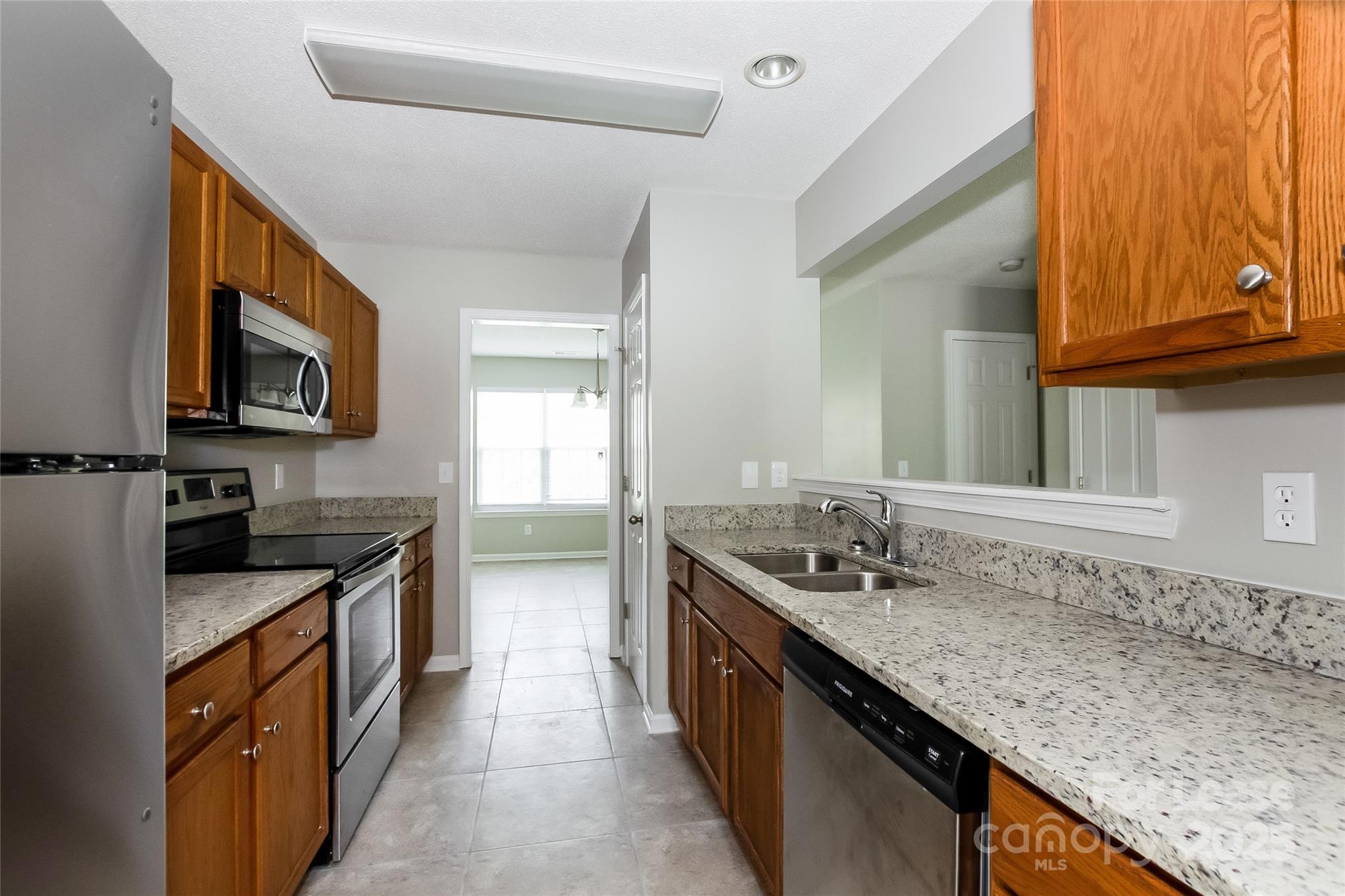 Catawba River Plantation - Residential Lease