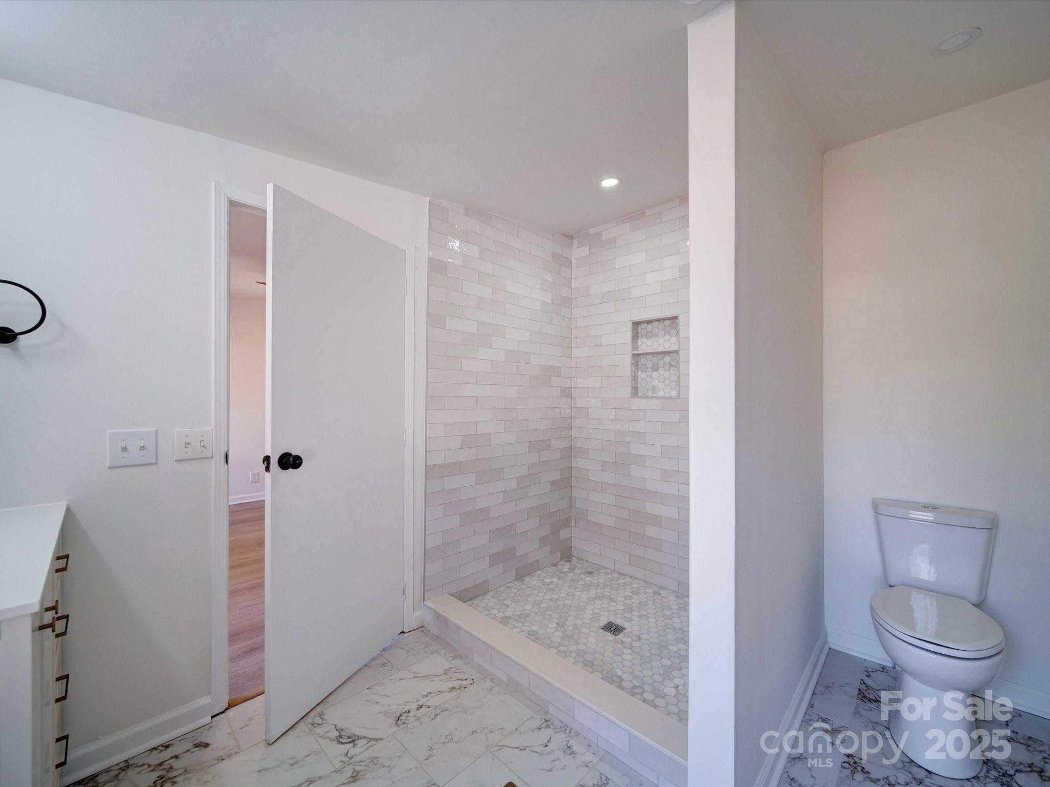 Regency Lake Village - Residential