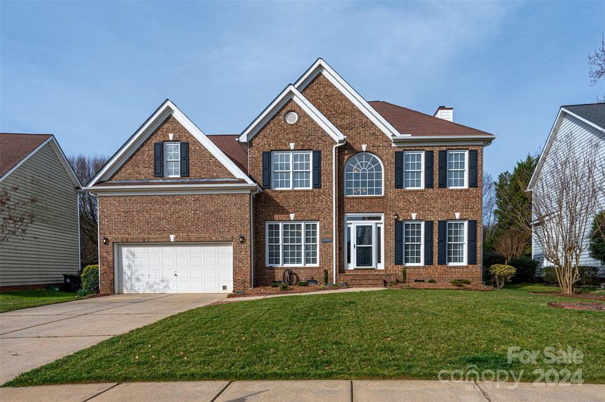 Beautiful brick home in Huntersville conveniently located within minutes from I-77, shopping, restaurants and Lake Norman! Kitchen with 42" maple cabinets, granite countertops, tile backsplash, and 5 burner gas stove. Guestroom on main floor with brand new carpet and a full bath. Bonus room & additional office/exercise room upstairs. Awesome screened in porch looking out to a level backyard with brick patio, fully fenced, and a storage shed. HOA includes access to a wonderful community pool.