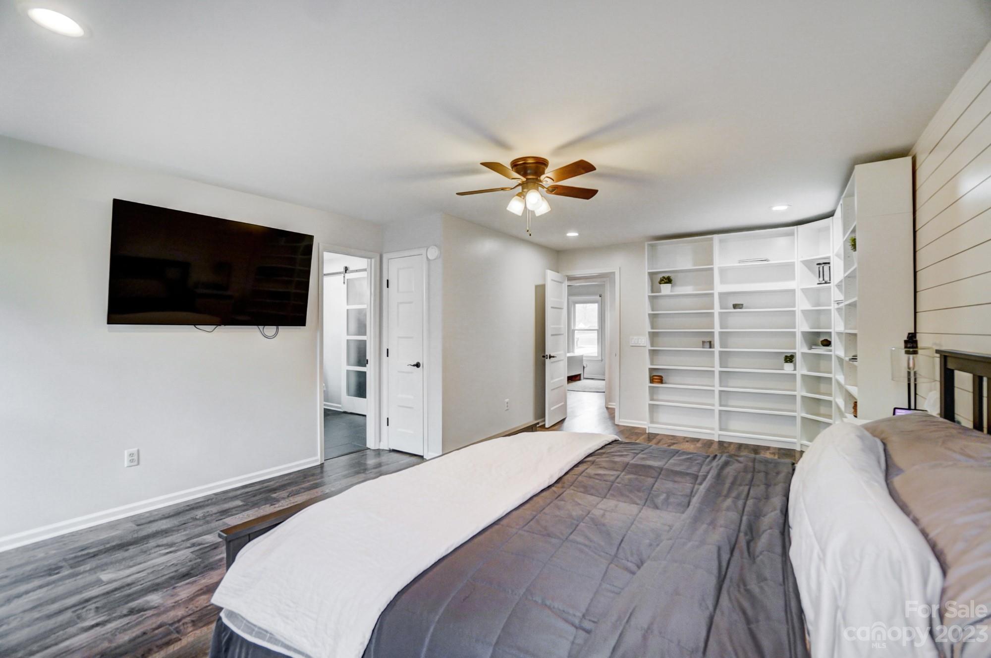 River Hills Estates - Residential