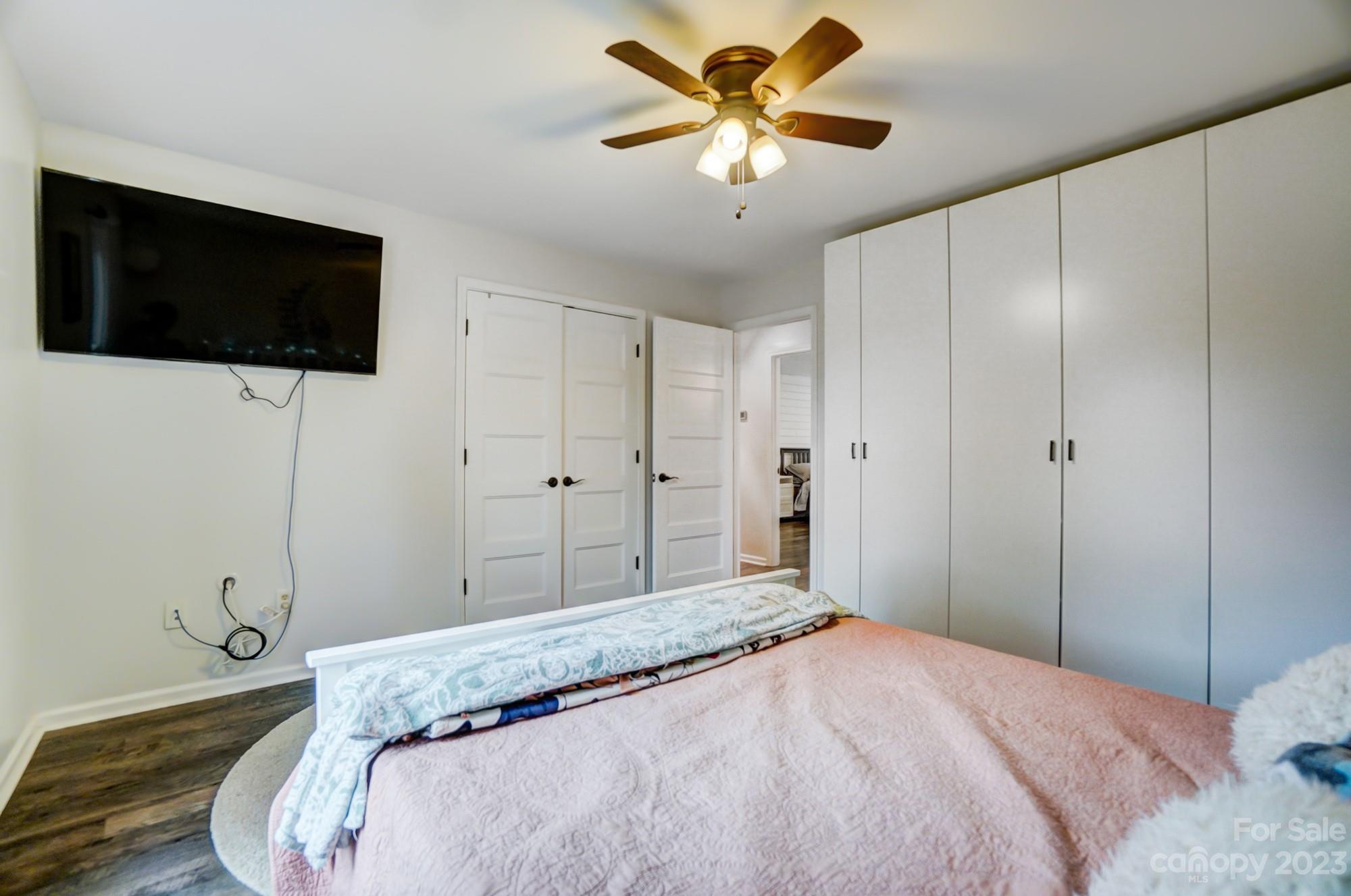 River Hills Estates - Residential