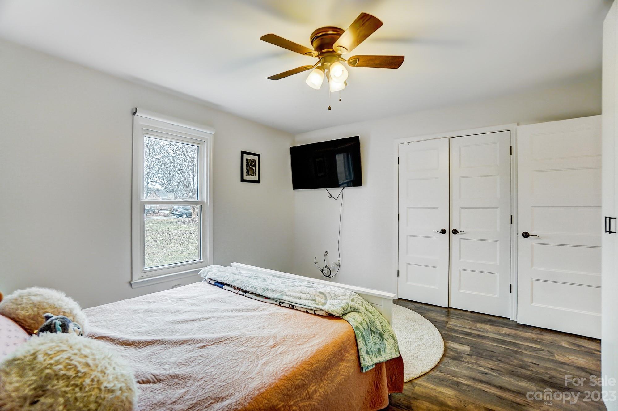 River Hills Estates - Residential