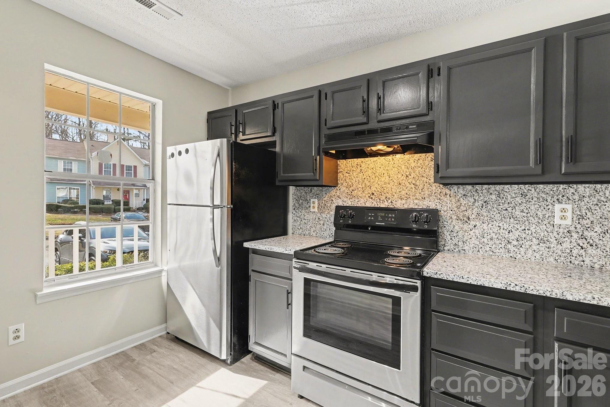 6227 Windsor Gate Lane