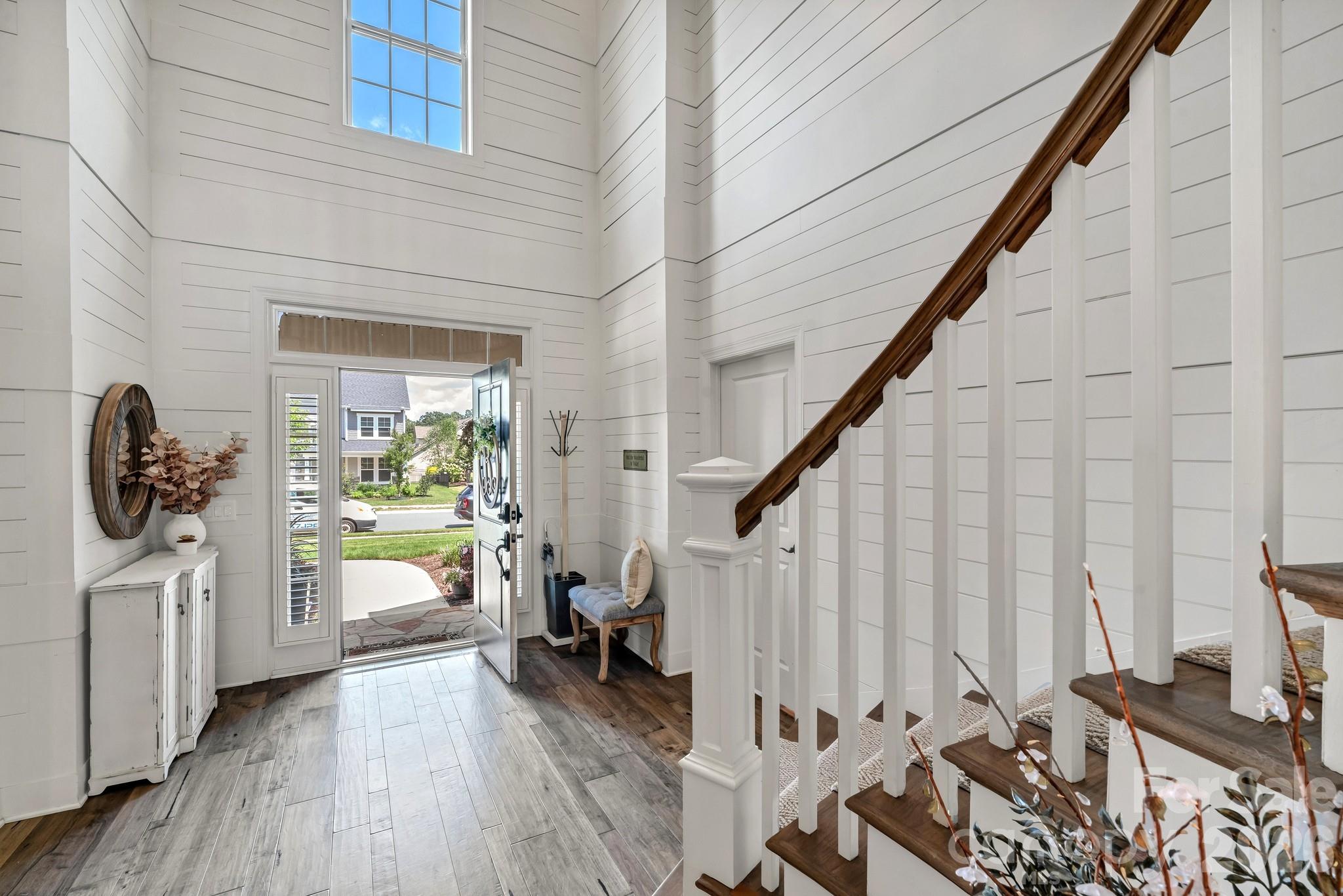 1041 Chippenham Avenue