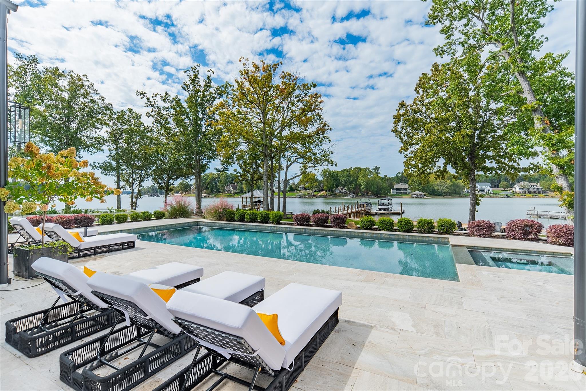 Saylors Watch - Residential