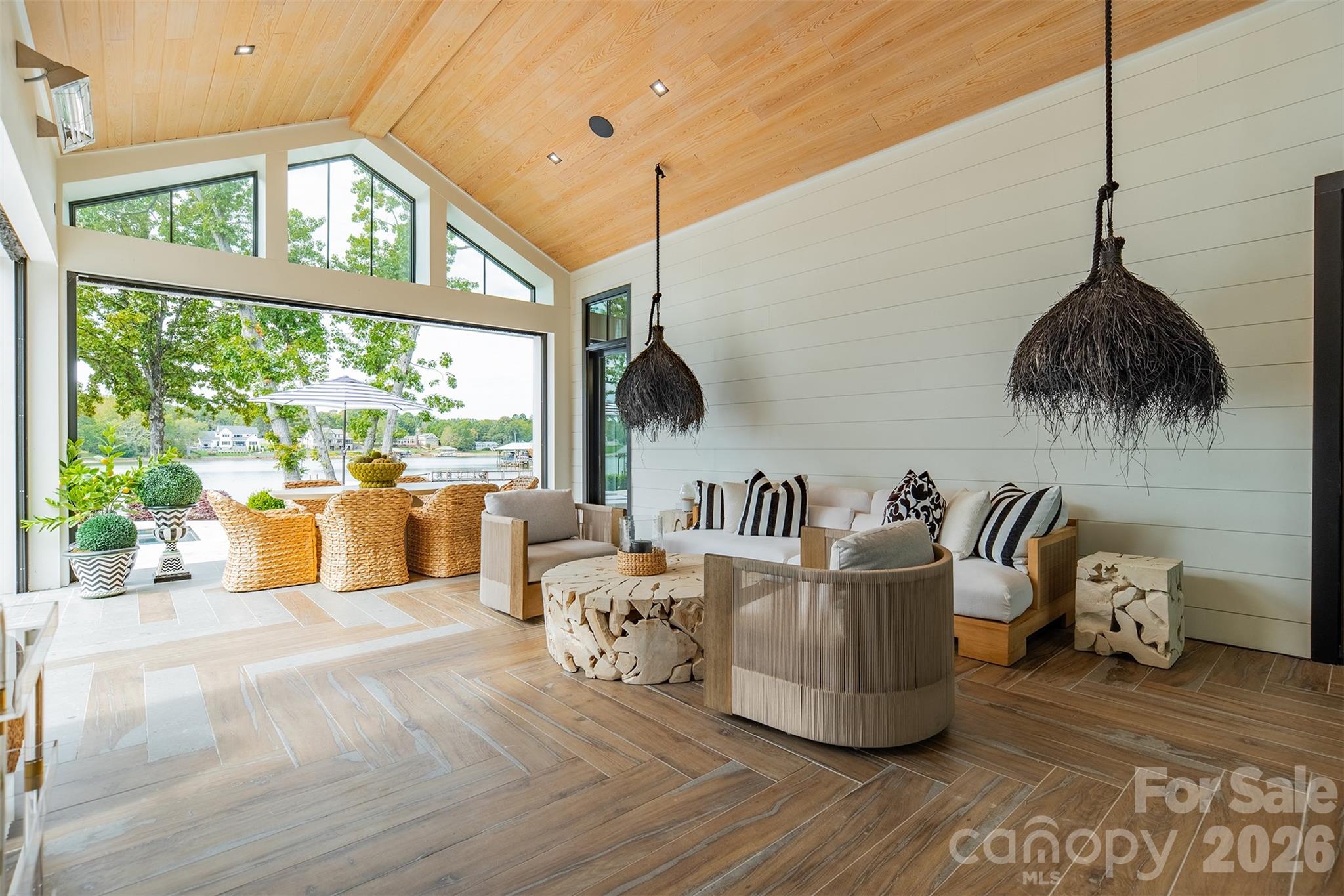 Saylors Watch - Residential