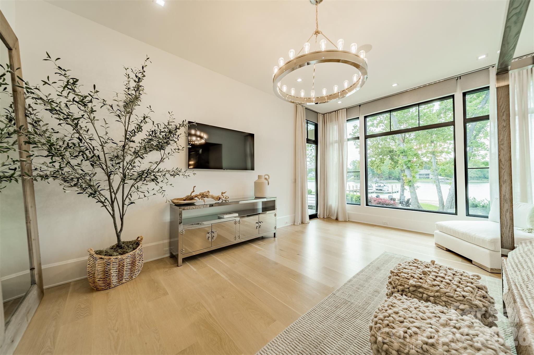 Saylors Watch - Residential