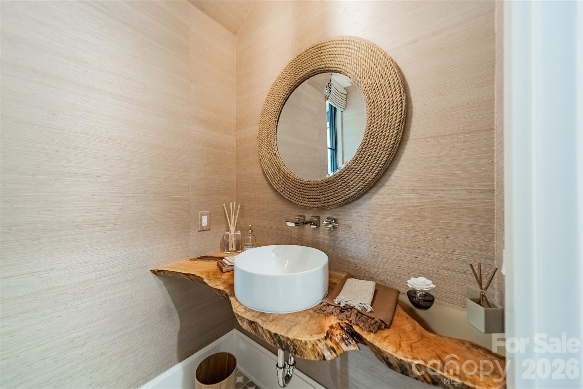 Saylors Watch - Residential