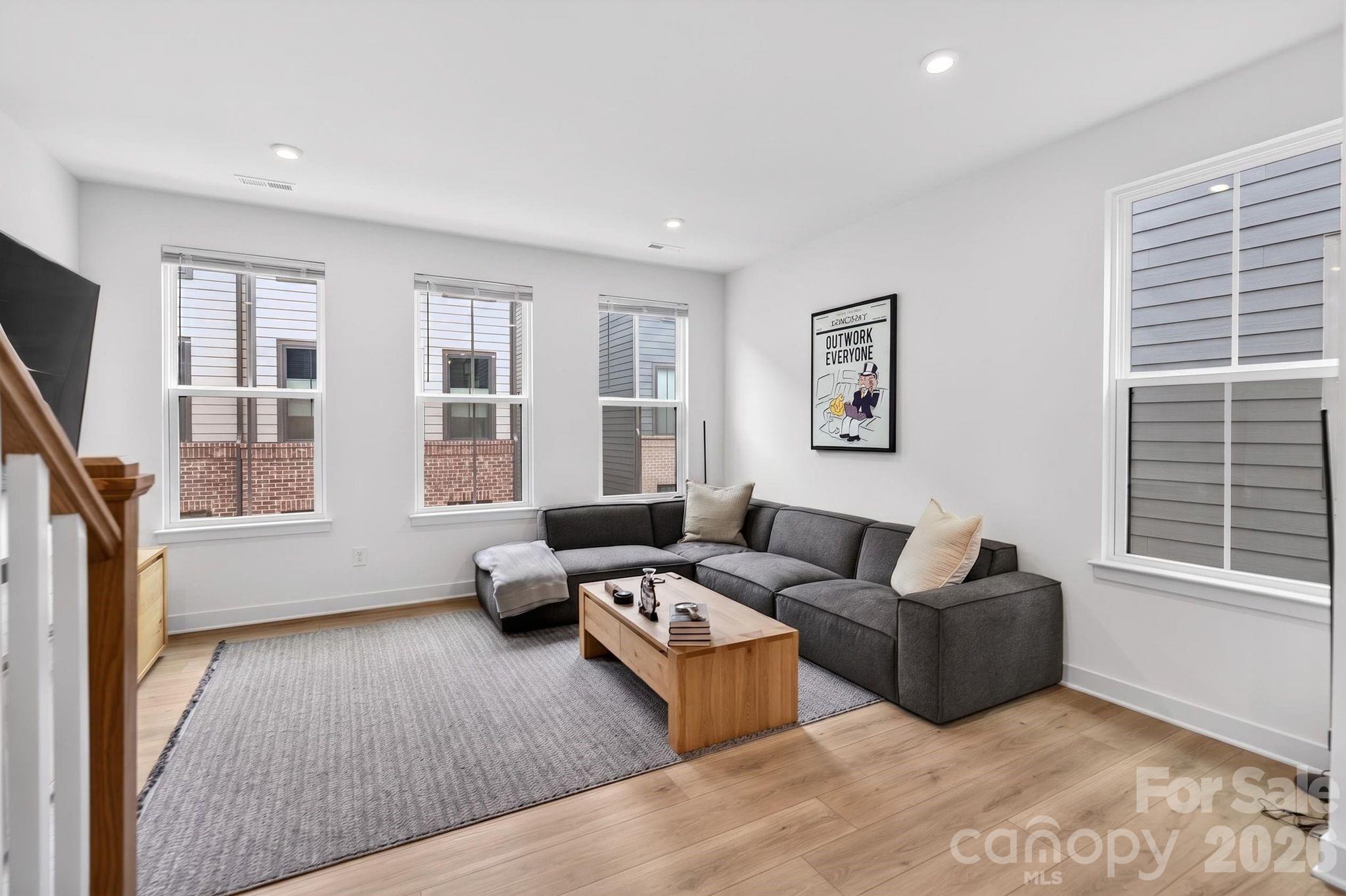 Southrail Station - Residential