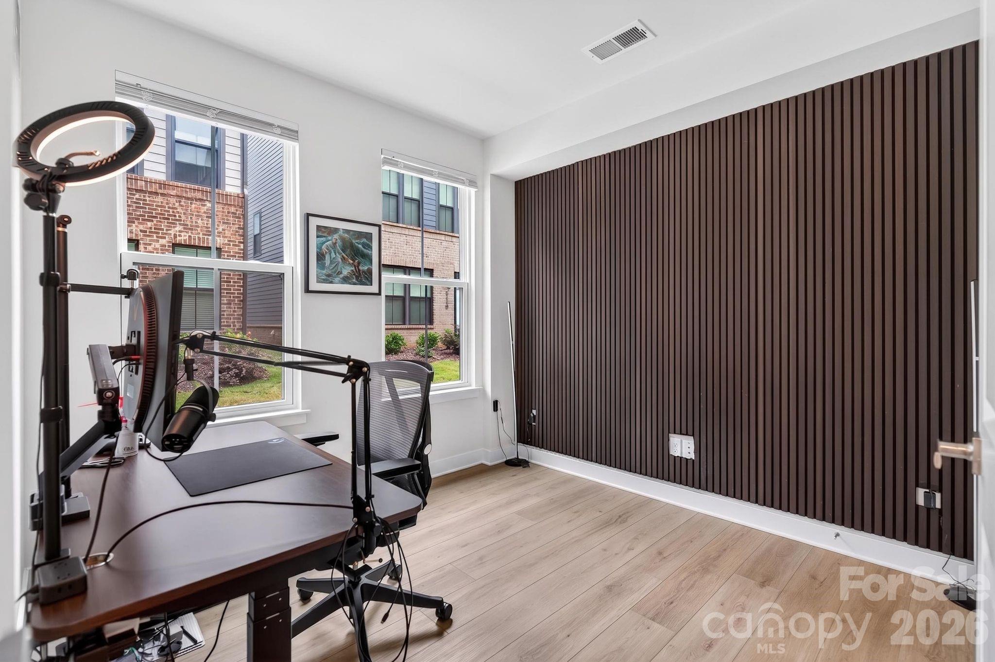 Southrail Station - Residential