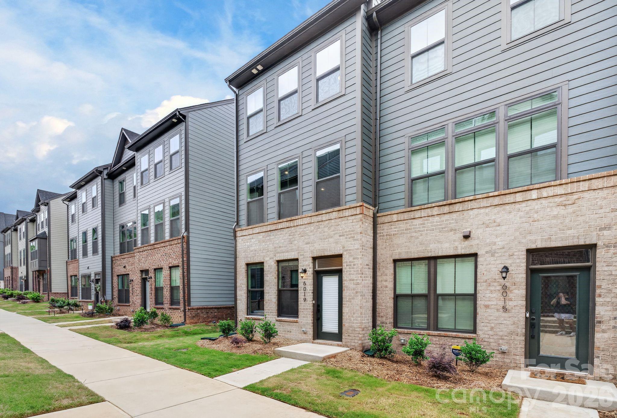 Southrail Station - Residential