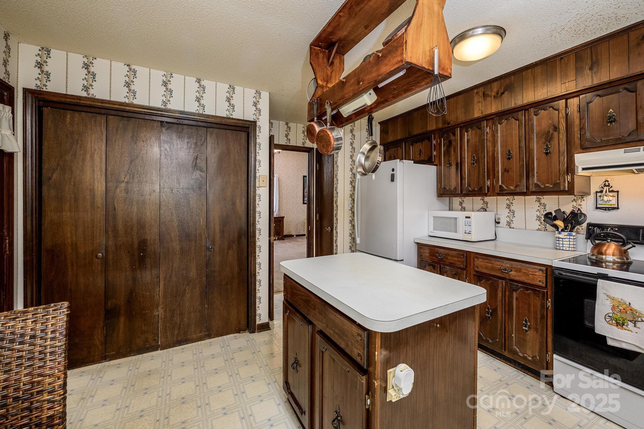 Idlewood Harbor - Residential