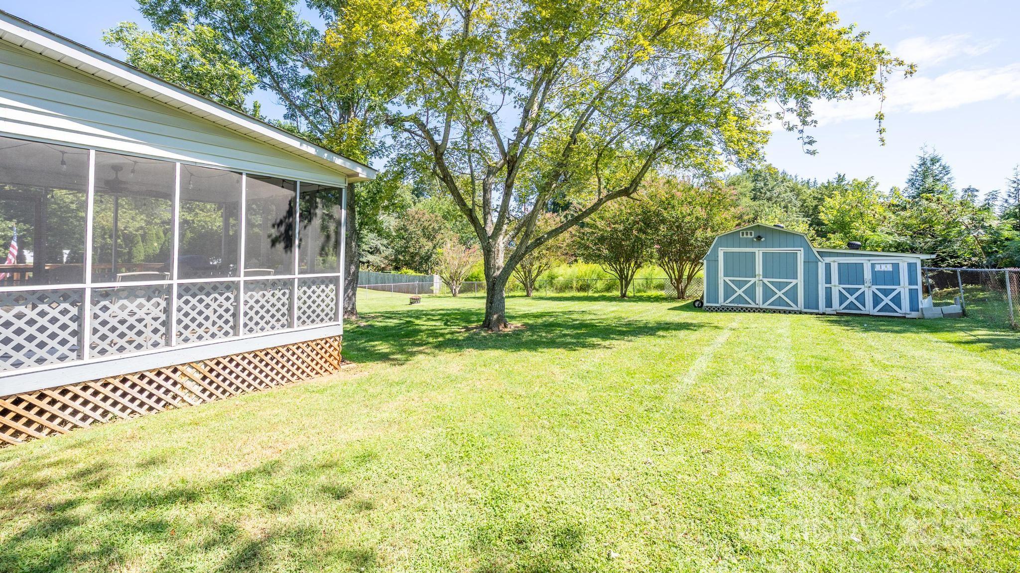 Idlewood Harbor - Residential