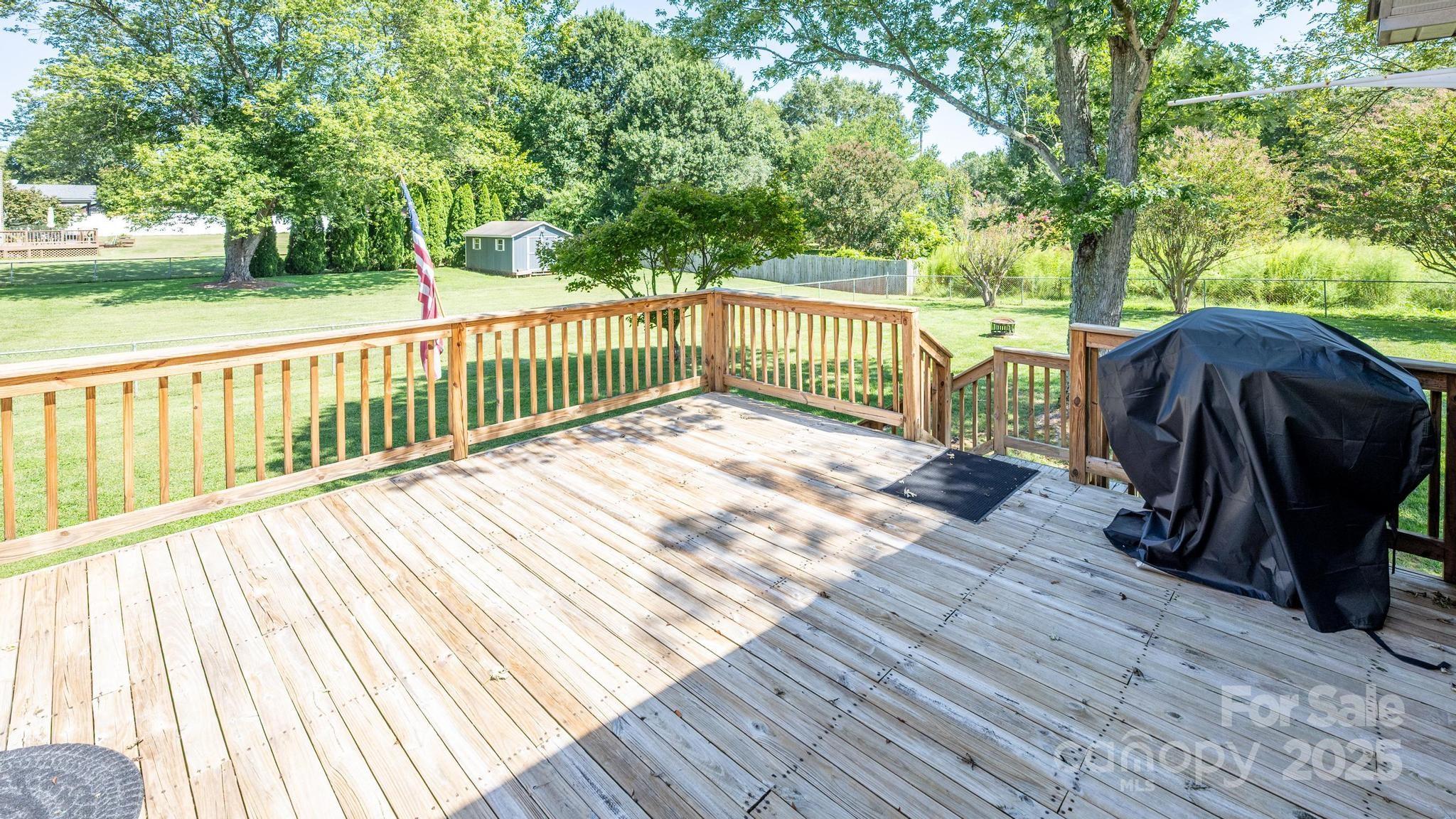 Idlewood Harbor - Residential