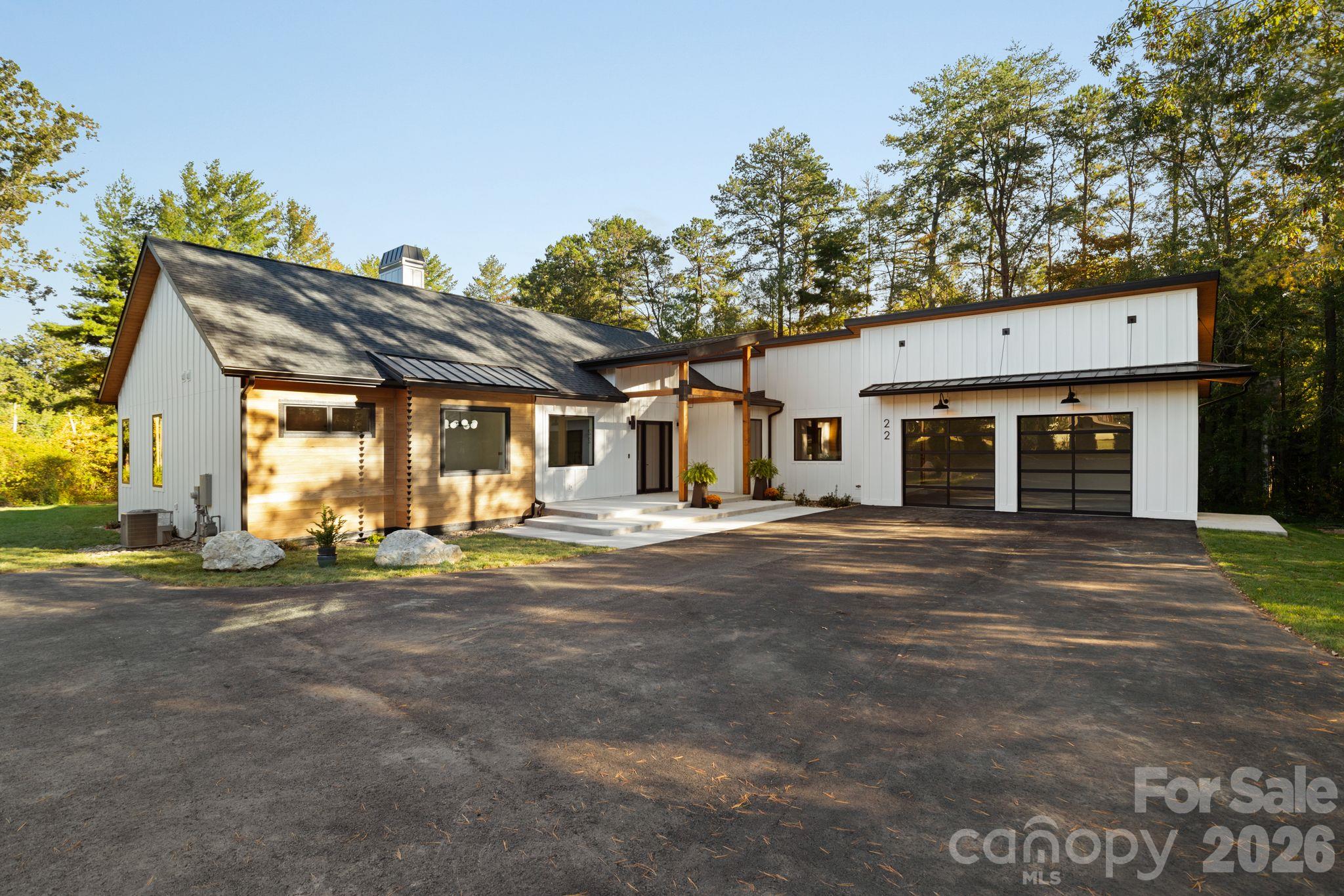 22 Willowbrook Road
