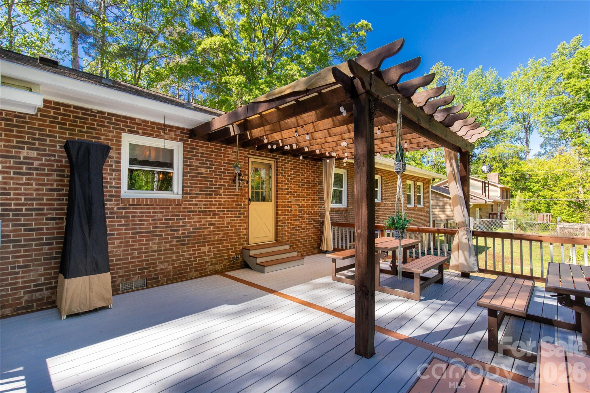 Windwood - Residential