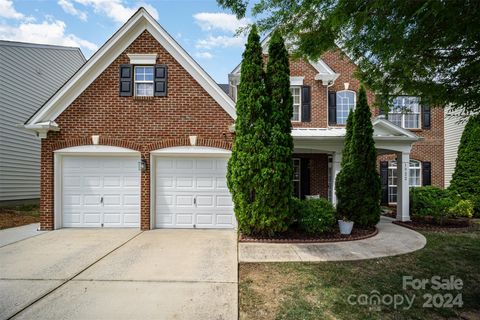 Single Family Residence in Charlotte NC 1922 Arbor Crest Court.jpg