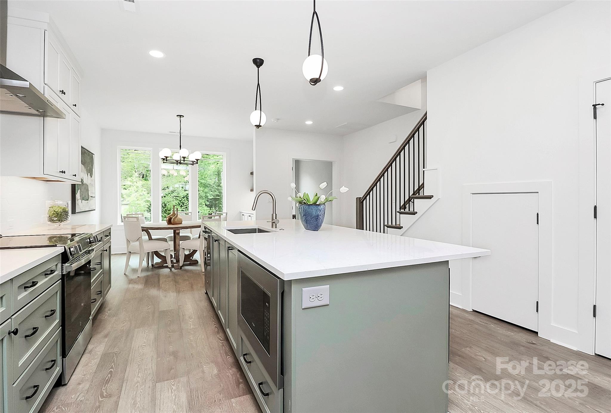 Plaza - Residential Lease