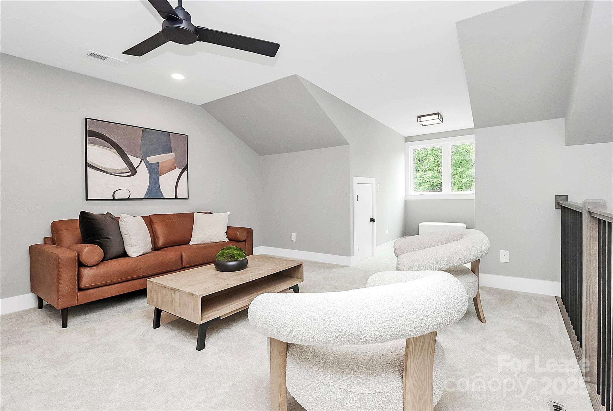 Plaza - Residential Lease