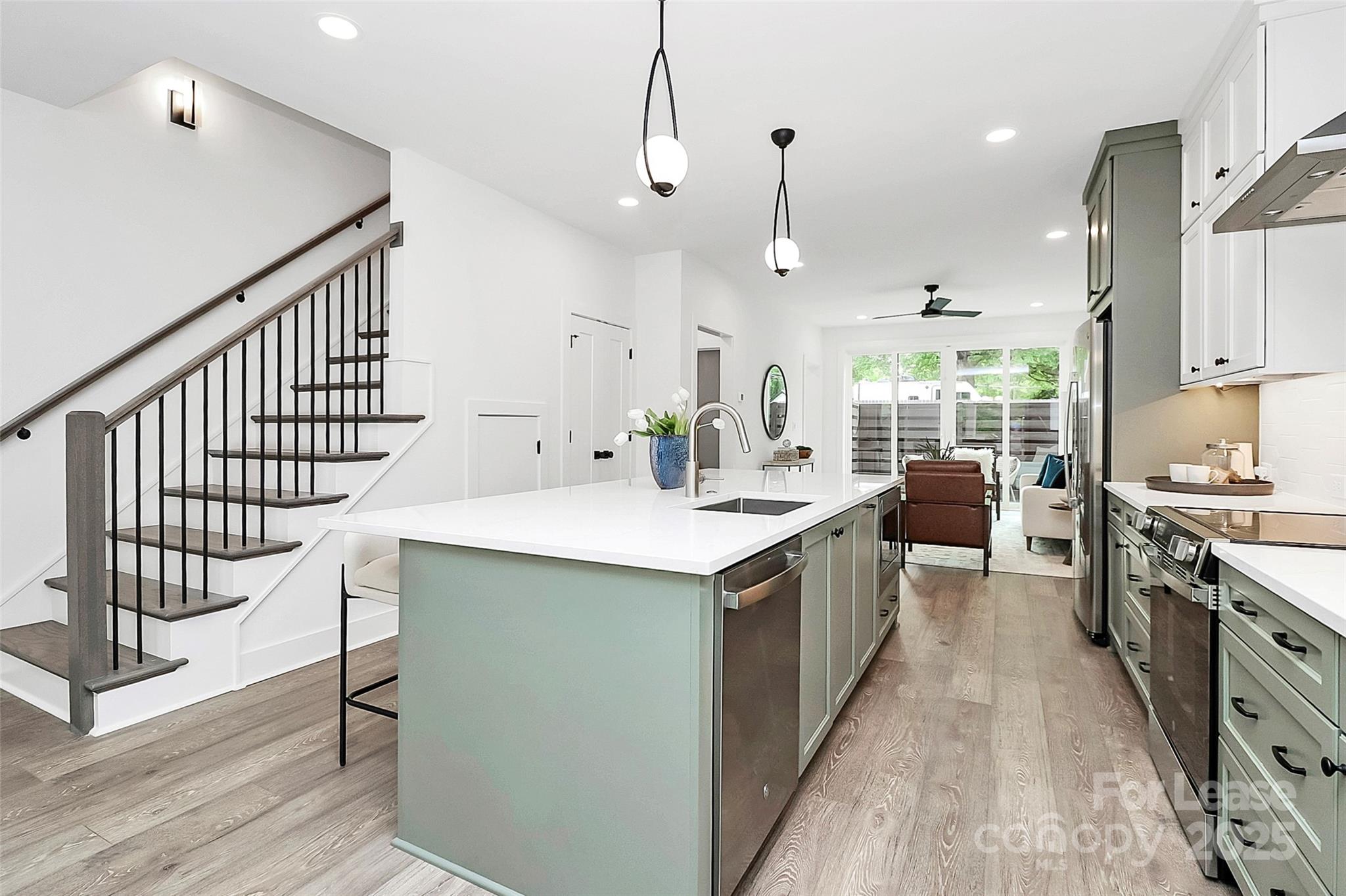 Plaza - Residential Lease